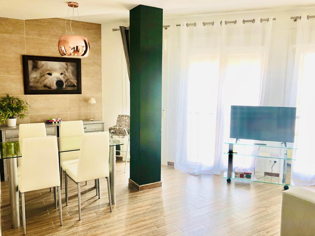 אמפוארו Cozy Apartment מראה חיצוני תמונה