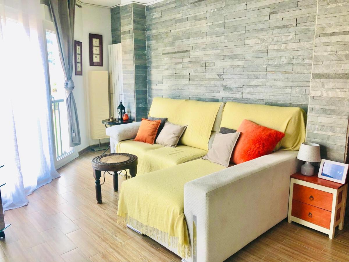 אמפוארו Cozy Apartment מראה חיצוני תמונה